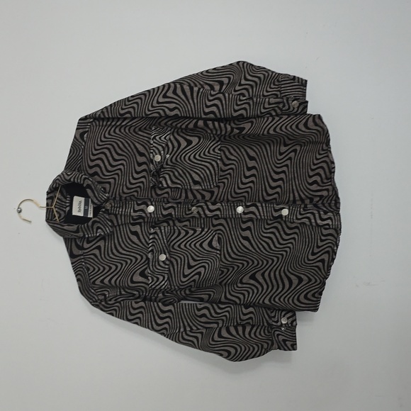 Jacket - Picture 2 of 4